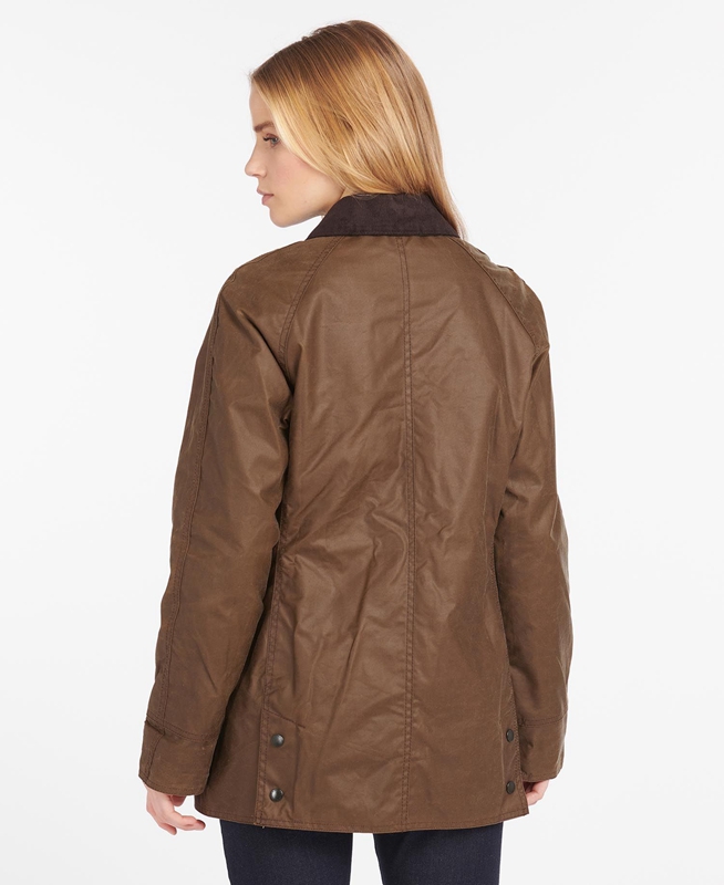 Barbour Beadnell® Women's Waxed Jackets Brown | IEFP-85206